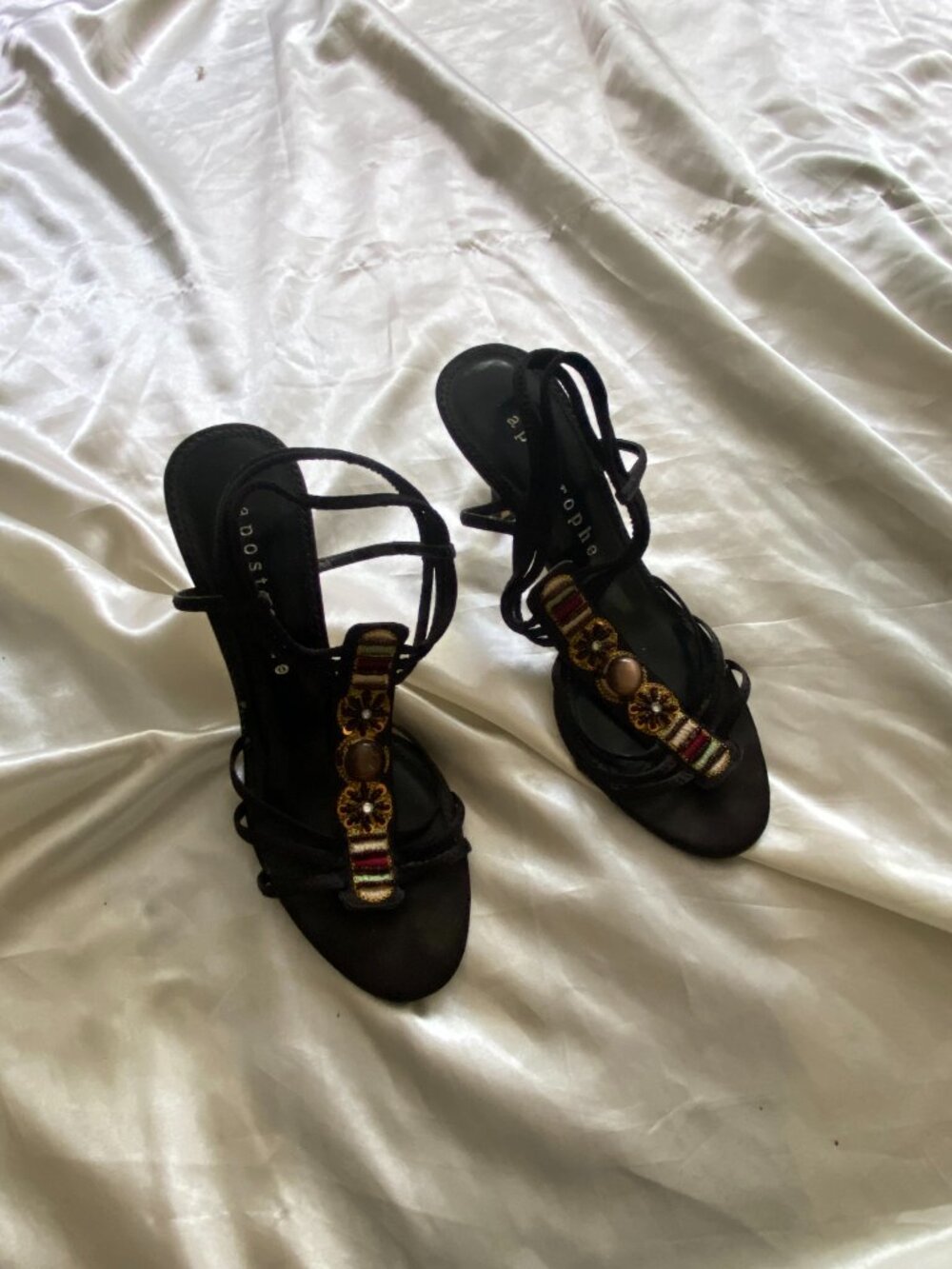 Vintage y2k Beaded Strappy Heeled Sandal Size 6M Boho Going Out